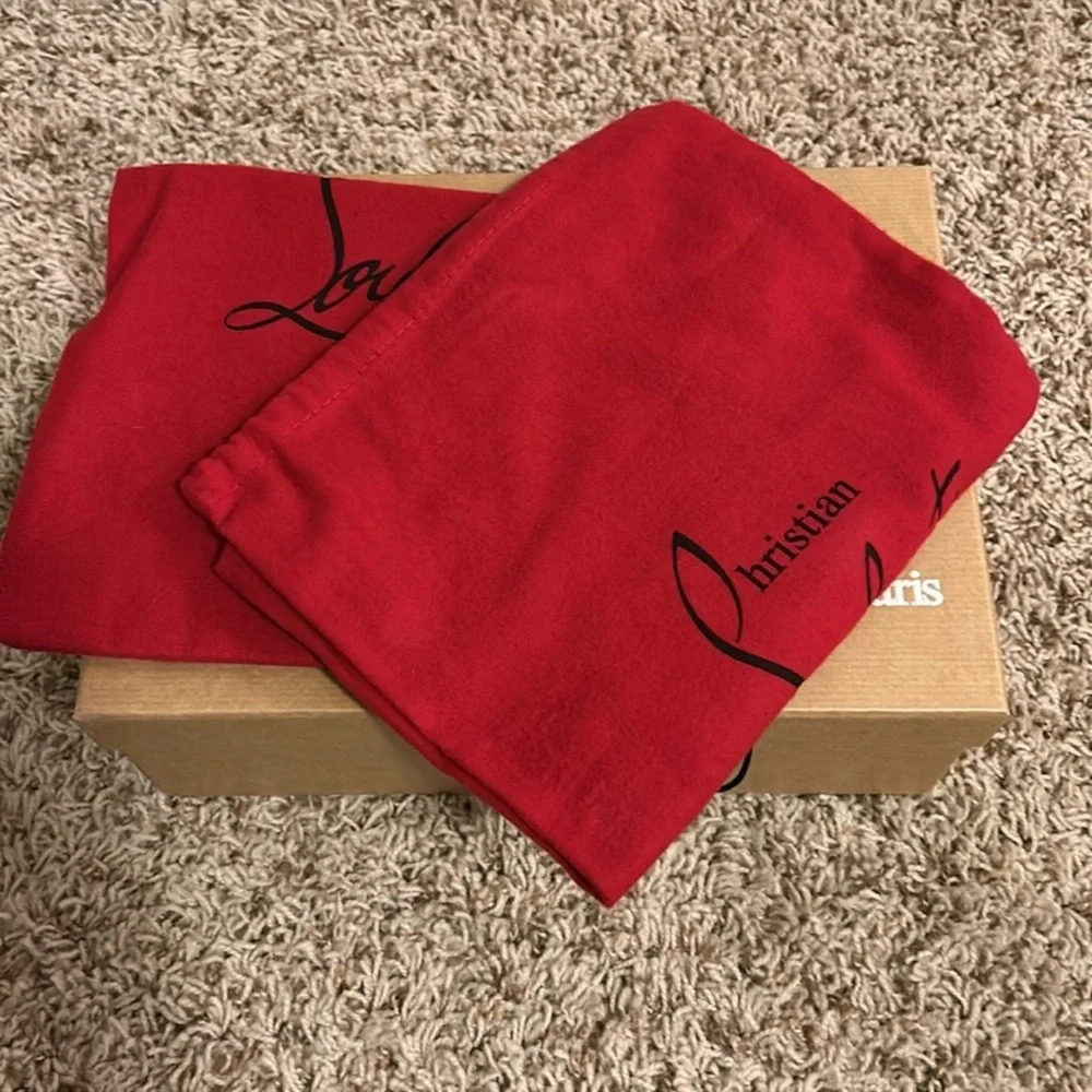 LIKE NEW AUTHENTIC LOUBOUTIN KATE 100 - PATENT BIRD Heels 👠 - Picture 9 of 13